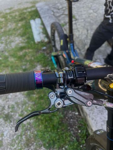 Haibike Nduro 8 Freeride 2025 2025 Mountainbike usato, Blu — immagine 7 di 8