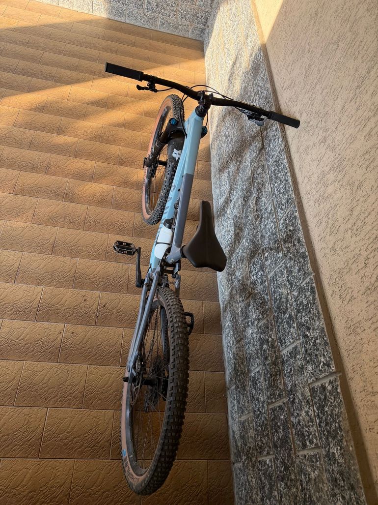 Used Canyon Neuron 6 2024 2024 Mountainbike, Blue, 27.5, 29 — image 2 of 9