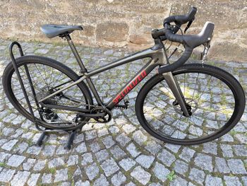Specialized Diverge Base Carbon 2021 2021 Road & Gravel usato