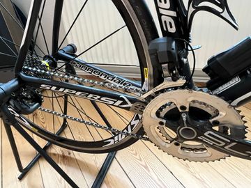 Tweedehands Cannondale supersix Custom Shimano Ultegra Di2 2011 Road & Gravel — afbeelding 3 van 5
