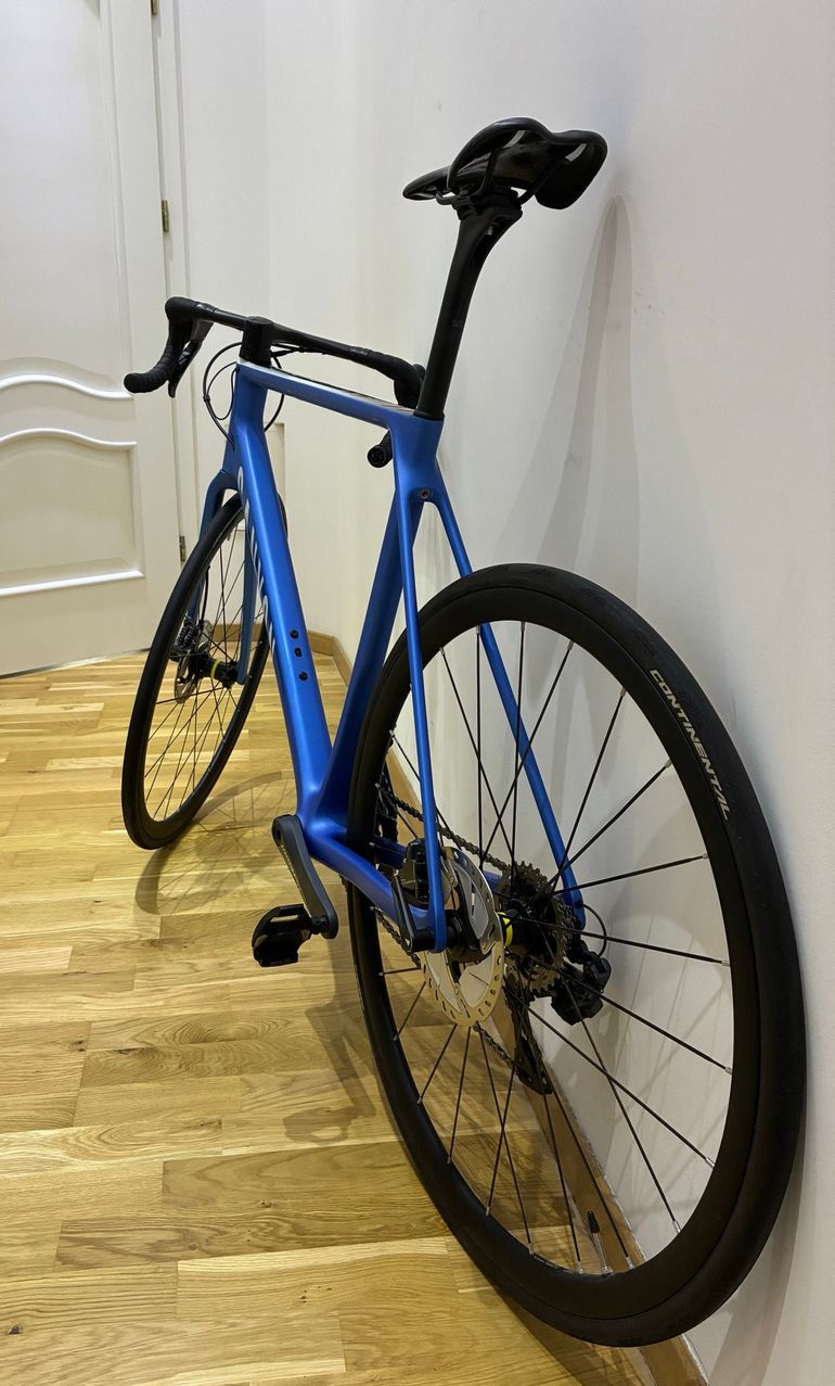 Brugt Canyon Ultimate CF SL Disc 8.0 Di2 2019 2019 Road & Gravel — billede 2 af 12
