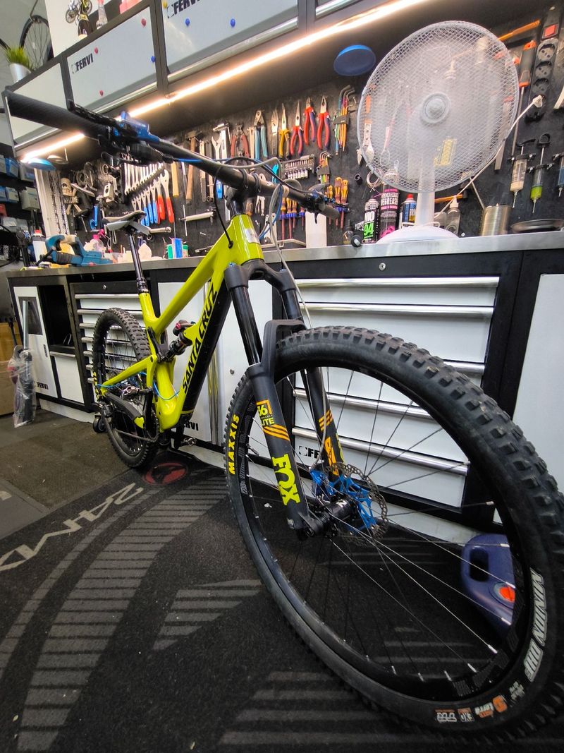 Gebrauchtes Santa Cruz Hightower LT C XE 2018 2018 Mountainbike, Grün, 29 — Bild 10 von 10