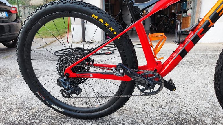 Brugt Trek Supercaliber 9.7 Gen 1 2023 2023 Mountainbike — billede 5 af 8