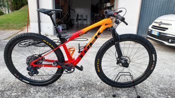 Brugt Trek Supercaliber 9.7 Gen 1 2023 2023 Mountainbike — billede 4 af 8