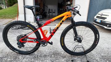 Gebrauchtes Trek Supercaliber 9.7 Gen 1 2023 2023 Mountainbike, Orange — Bild 4 von 8