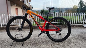 Gebrauchtes Trek Supercaliber 9.7 Gen 1 2023 2023 Mountainbike, Orange — Bild 3 von 8