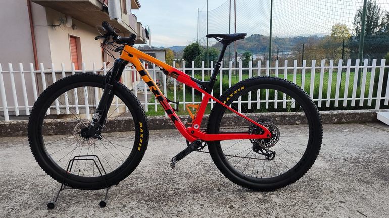 Brugt Trek Supercaliber 9.7 Gen 1 2023 2023 Mountainbike — billede 3 af 8