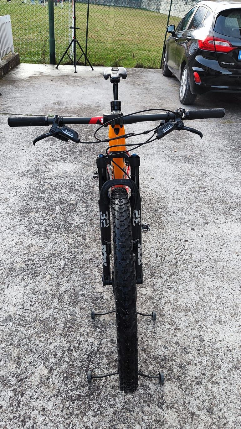Brugt Trek Supercaliber 9.7 Gen 1 2023 2023 Mountainbike — billede 6 af 8