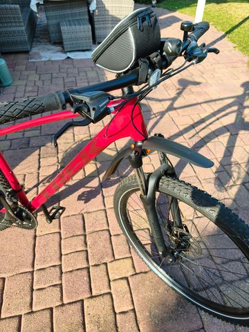 Gebrauchtes Trek Marlin 4 2022 2022 Mountainbike, Rot, 27.5, 29 — Bild 6 von 6
