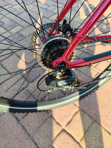 Gebrauchtes Trek Marlin 4 2022 2022 Mountainbike, Rot, 27.5, 29 — Bild 2 von 6