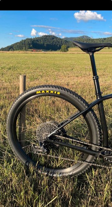 Used Specialized Epic Hardtail Comp 2020 2020 Mountainbike, Black — image 8 of 11