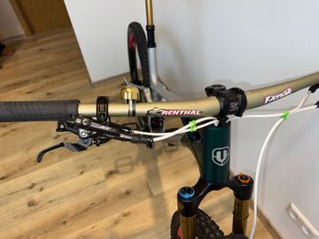 Tweedehands Mondraker foxy Custom Shimano Deore XT 2022 Mountainbike — afbeelding 6 van 13