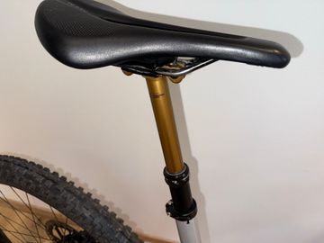 Tweedehands Mondraker foxy Custom Shimano Deore XT 2022 Mountainbike — afbeelding 9 van 13