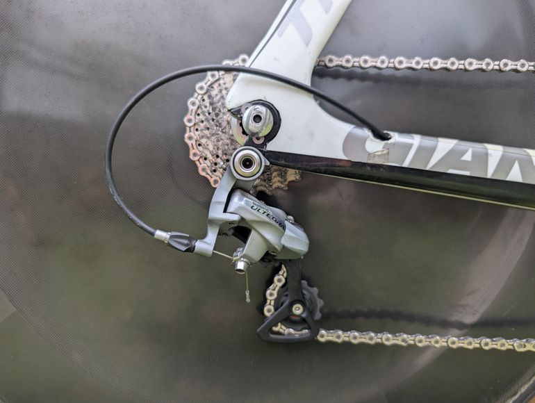 Used Giant Trinity Shimano Ultegra 2016 Road & Gravel, White — image 2 of 14