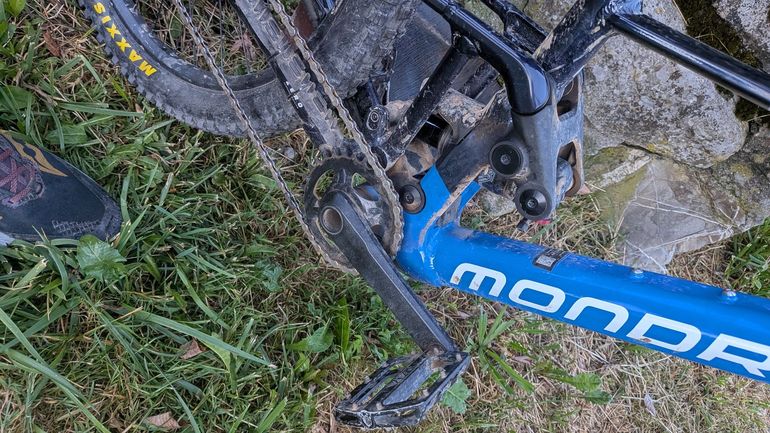 Brugt Mondraker F-PLAY 24 2024 2024 Youth — billede 4 af 8