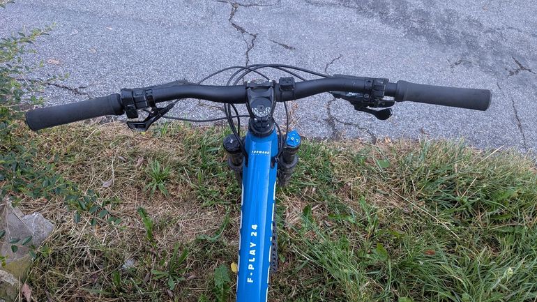 Brugt Mondraker F-PLAY 24 2024 2024 Youth — billede 7 af 8