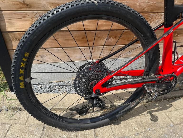 Brugt Trek Supercaliber 9.8 GX 2021 2021 Mountainbike — billede 6 af 14