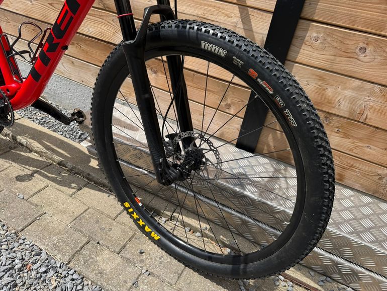 Brugt Trek Supercaliber 9.8 GX 2021 2021 Mountainbike — billede 8 af 14
