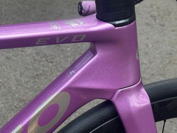 Używany Gusto Custom Shimano 105 2025 Road & Gravel — zdjęcie 11 z 13