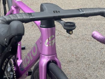 Używany Gusto Custom Shimano 105 2025 Road & Gravel — zdjęcie 3 z 13