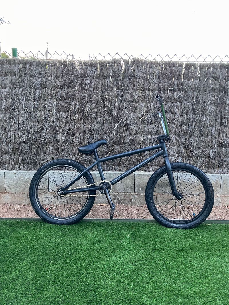 Used Wethepepole Custom Other 2022 Road & Gravel