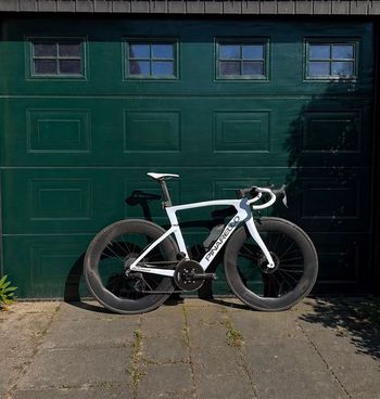 Używany Pinarello DOGMA F DURA ACE Di2 2026 Frameset 2026 Road & Gravel