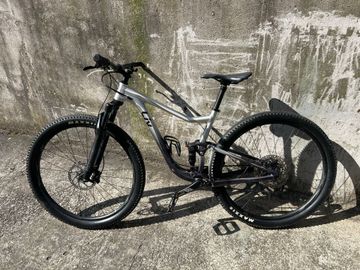 Used Giant Custom Shimano Deore XT 2021 MTB