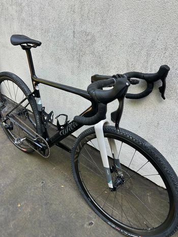 Wilier Rave SL SRAM RIVAL XPLR AXS D2 1X12S 2024 2024 Road & Gravel d'occasion