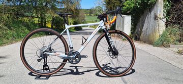 Used CUBE CROSS RACE 2022 2022 Road & Gravel, Light Gray — image 7 of 7