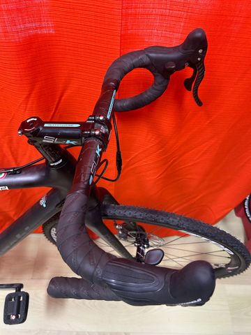 Bianchi Zolder Disc 2017 2017 Road & Gravel d'occasion — image 13 sur 20