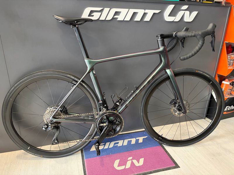 Gebrauchtes Giant TCR Advanced Pro Disc 1 Di2 2024 2024 Road & Gravel