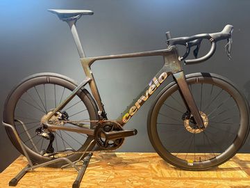 Używany Cervélo Soloist Ultegra Di2 2027 2027 Road & Gravel