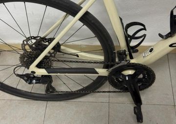 Gebrauchtes Canyon Endurace CF 7 Disc 2024 2024 Road & Gravel, Weiß — Bild 5 von 5