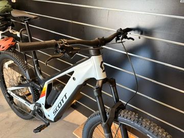 Scott Patron 930 2026 2026 Mountainbike de segunda mano, Blanco — imagen 2 de 3