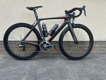 Used Scott Foil Premium 2017 2017 Road & Gravel, Light Gray — image 2 of 10