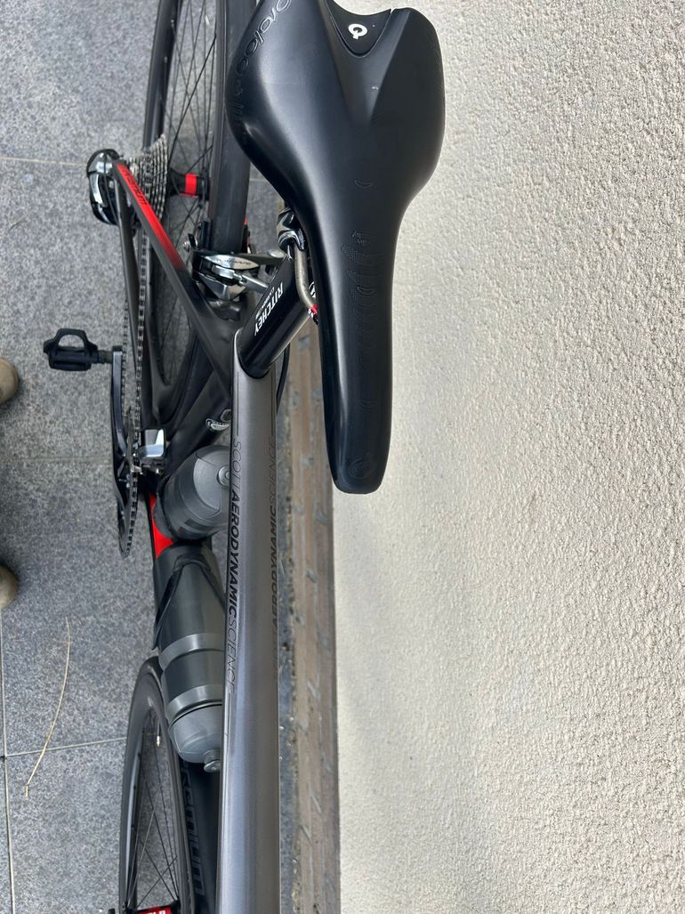 Tweedehands Scott Foil Premium 2017 2017 Road & Gravel — afbeelding 4 van 10
