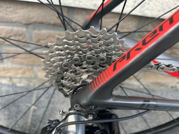 Used Scott Foil Premium 2017 2017 Road & Gravel, Light Gray — image 5 of 10