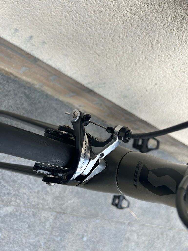 Tweedehands Scott Foil Premium 2017 2017 Road & Gravel — afbeelding 9 van 10