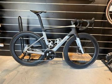 Tweedehands R RAYMON ARVA PRO 105 2026 2026 Road & Gravel — afbeelding 1 van 3