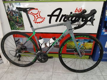 Used CUBE ATTAIN GTC Pro Disc 2017 2017 Road & Gravel, Light Gray — image 1 of 5