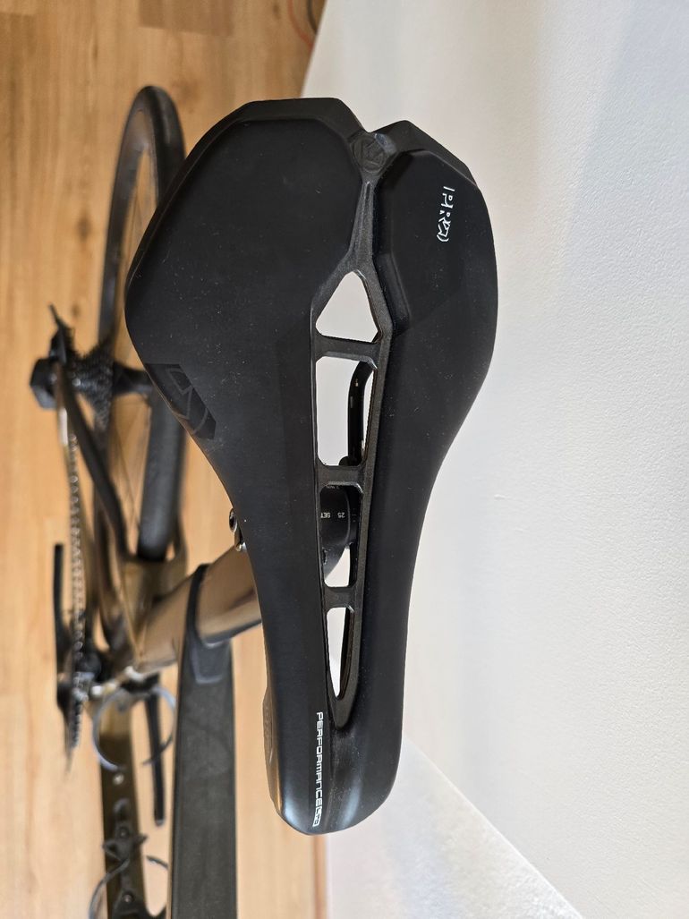 Brugt Orbea ORCA AERO M30LTD 2025 2025 Road & Gravel — billede 6 af 11