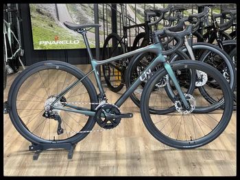 Liv Avail Advanced 1 2023 2023 Road & Gravel usato, Verde — immagine 1 di 4