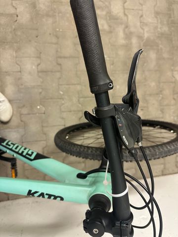 Used Ghost KATO Base 29 2021 2021 Mountainbike, Green, 29 — image 7 of 9