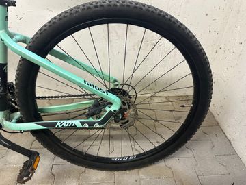 Used Ghost KATO Base 29 2021 2021 Mountainbike, Green, 29 — image 5 of 9