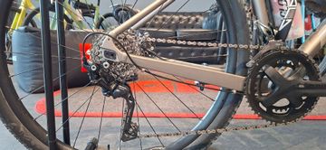 Used Giant Revolt 1 2025 2025 Road & Gravel, Light Gray — image 2 of 6