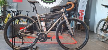 Used Giant Revolt 1 2025 2025 Road & Gravel, Light Gray — image 1 of 6