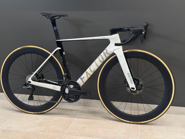 Brugt Factor OSTRO VAM 2.0 2025 Road & Gravel — billede 2 af 5