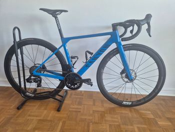 Used Canyon Ultimate CF SL 8 AXS Movistar 2024 2024 Road & Gravel