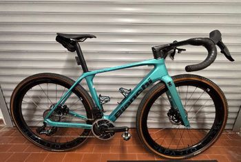 Used Bianchi Impulso RC Force AXS disc 2025 2025 Road & Gravel