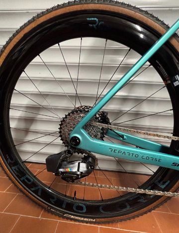 Brugt Bianchi Impulso RC Force AXS disc 2025 2025 Road & Gravel — billede 4 af 8